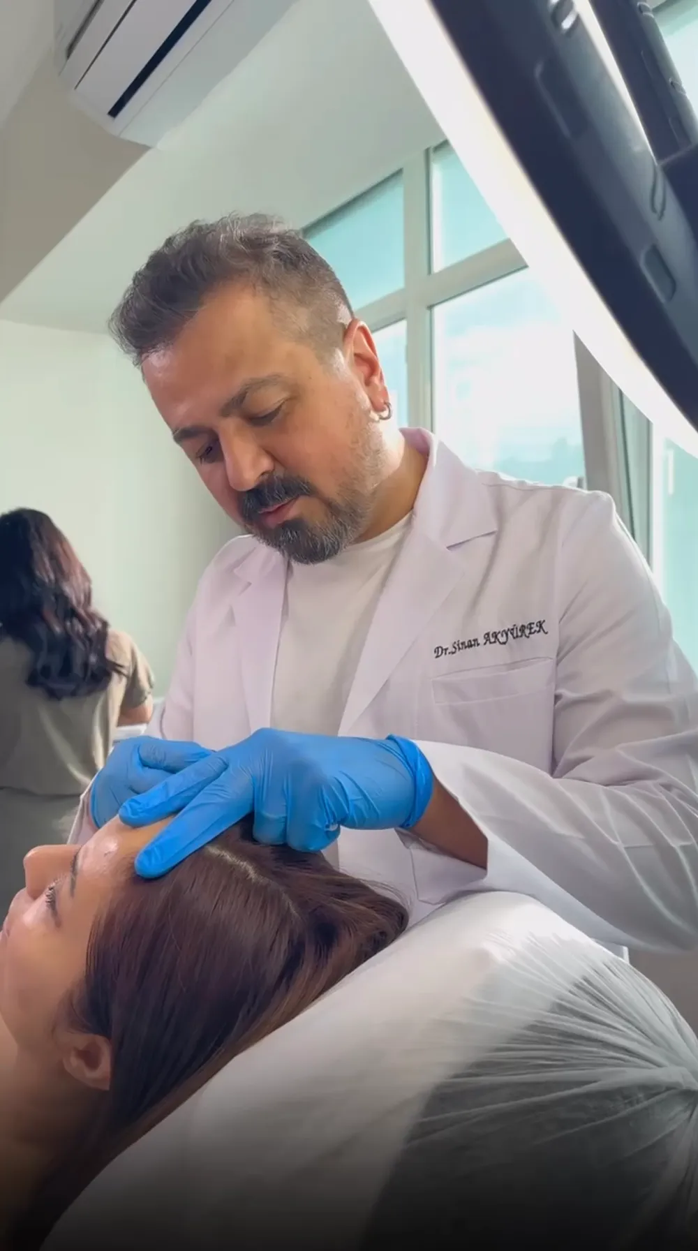 Yüz Estetiği — Dr. Sinan Akyürek